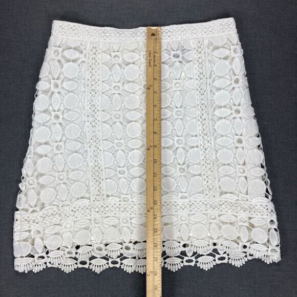 Topshop Skirt Womens 6 White Crochet Lace Embroidered Zip Back Boho Pull On Mini - Picture 9 of 13